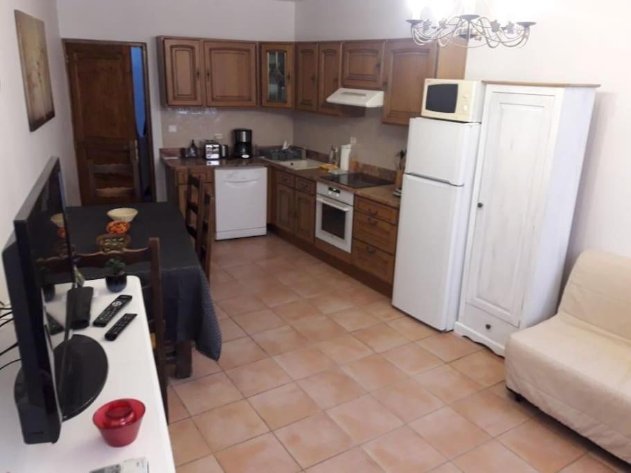 Apt En Luberon Appartement 3 Chambres Et Garage Privee Exterior foto